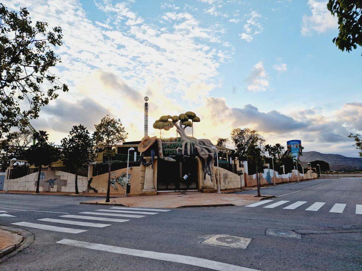 Holiday Vista Mar II Magic World Oropesa del Mar Exterior photo